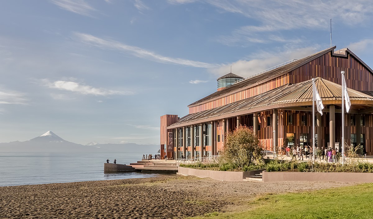 1200px-Frutillar-Theatro-del-Lago-1030906-PSD | Masai Campers